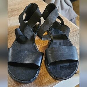 Black Women's Sandals Size 7.5